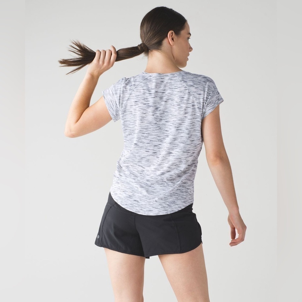 Lululemon Run Around Tee - Picture 5 of 7